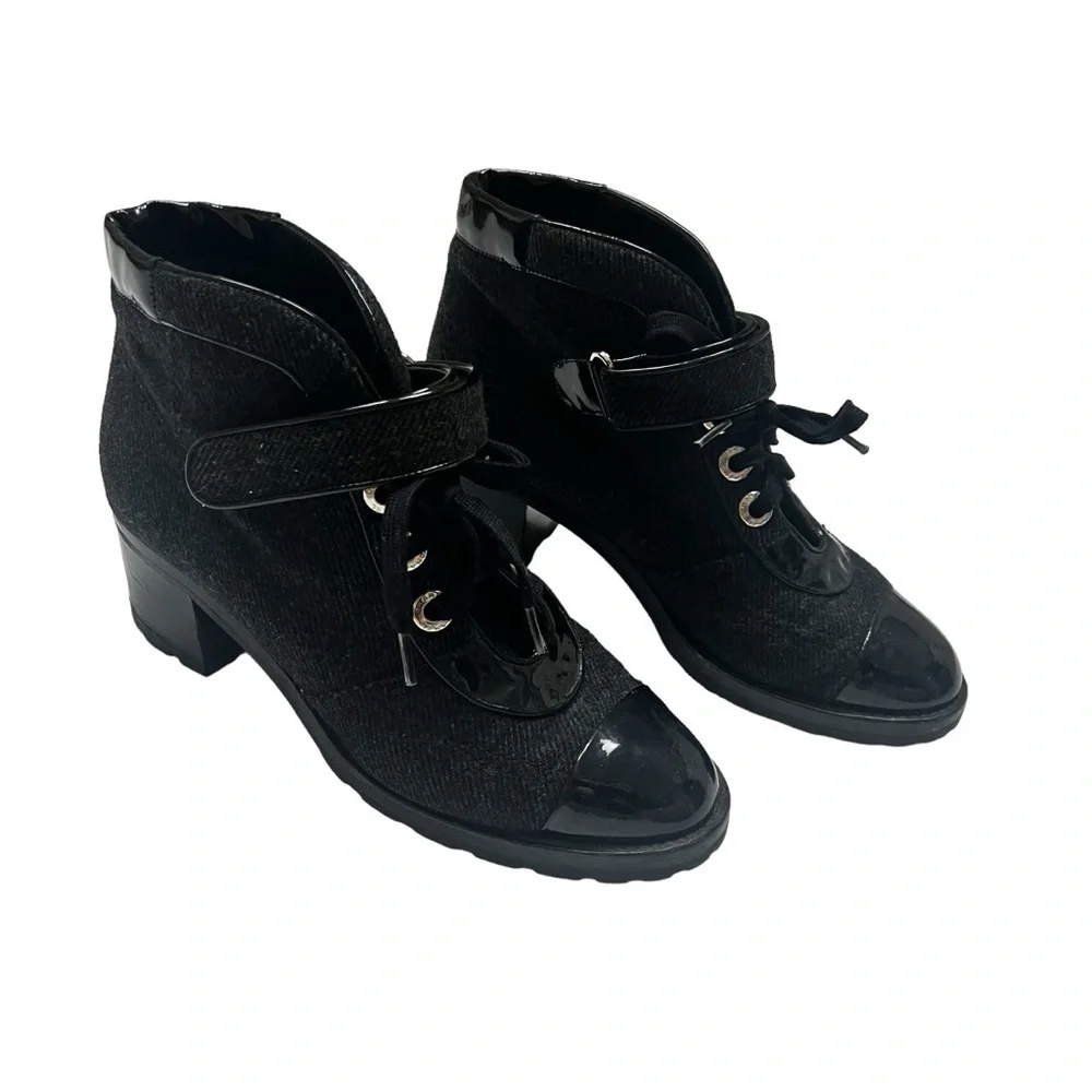 Chanel Runway Wool Moto Lace Up Boots 2008 Black